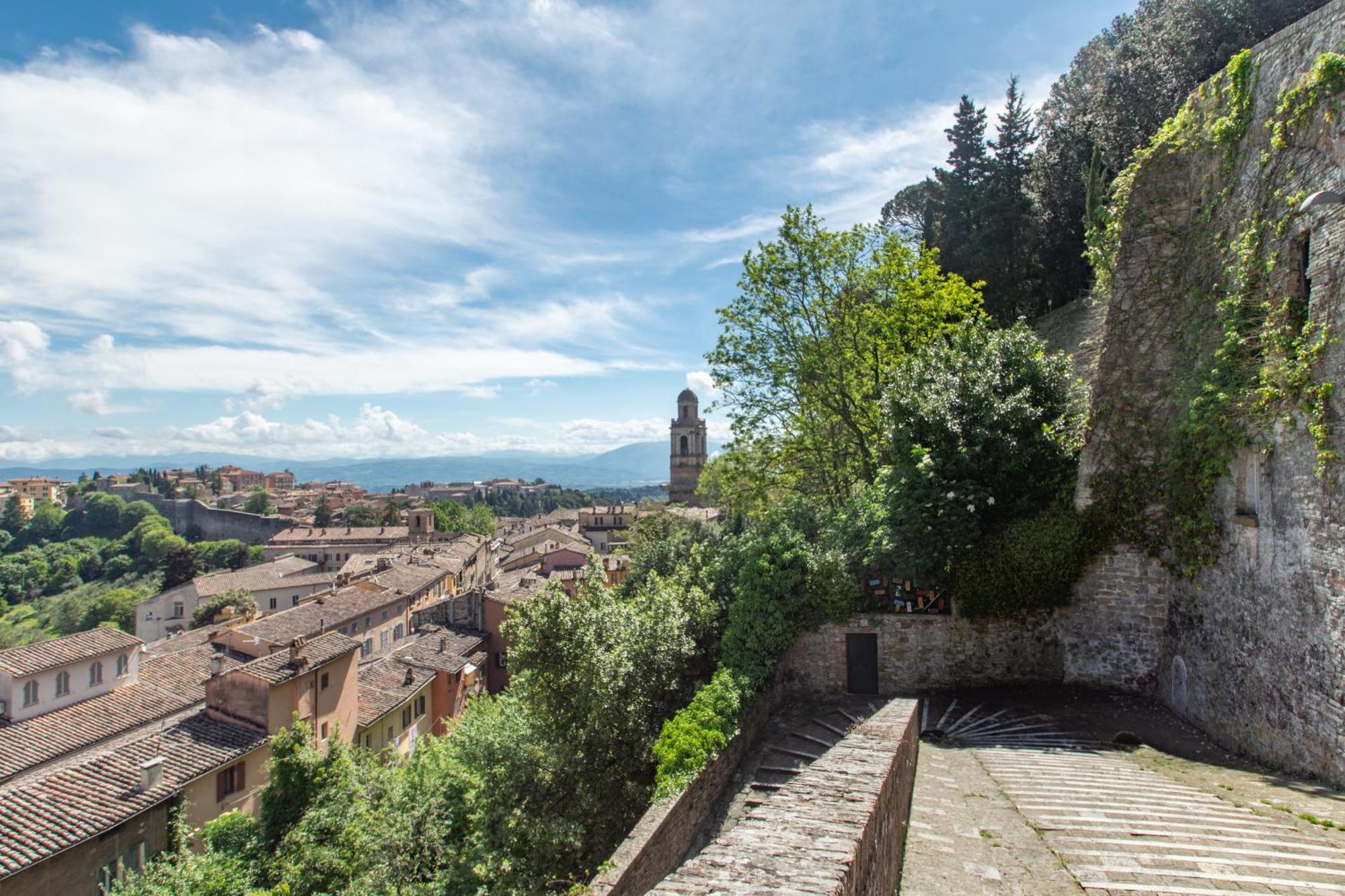 Wellstay Perugia Downtown Exterior photo
