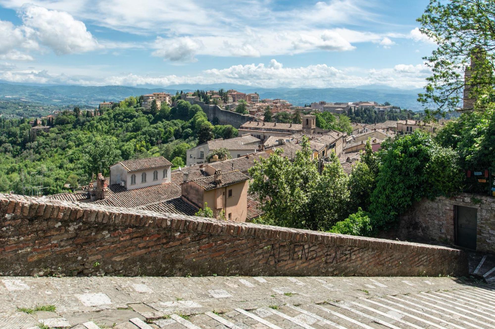 Wellstay Perugia Downtown Exterior photo